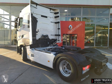 جرار Renault