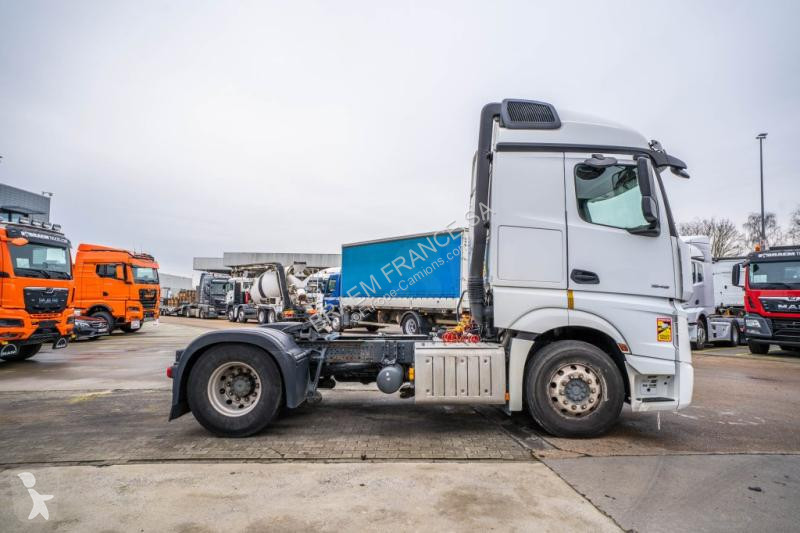 جرار Mercedes ACTROS 1848  + VOITH