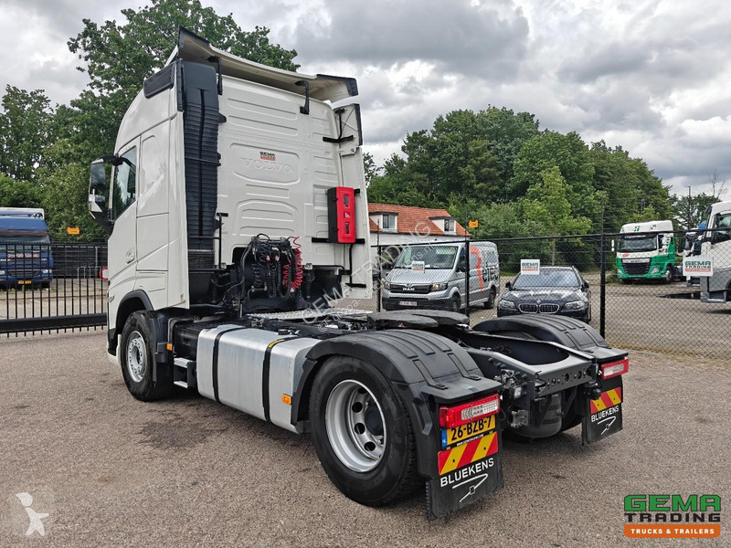 جرار Volvo 460 4x2 Globetrotter Euro6E - Double...