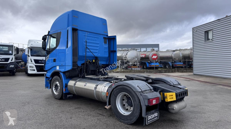 جرار Iveco  AS440ST/PLNG