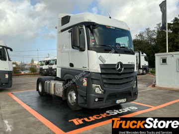 جرار Mercedes