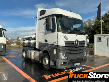 جرار Mercedes