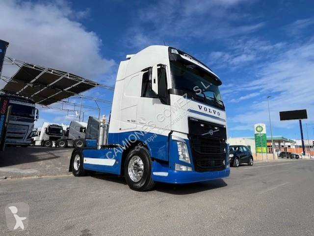 جرار Volvo