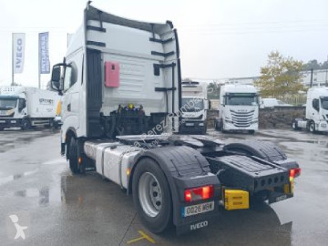 Влекач Iveco Stralis Stralis AS440S49T/P