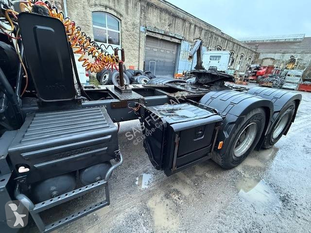 Ciągnik siodłowy Volvo 600