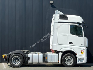 جرار Mercedes