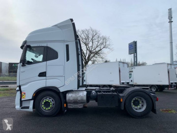 جرار Iveco