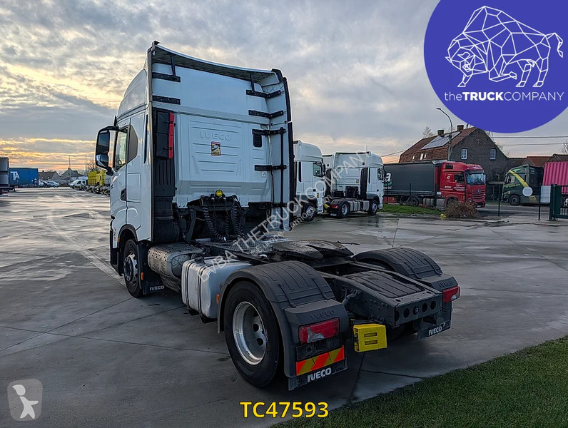 جرار Iveco S-Way 480