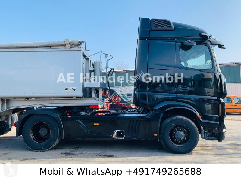Trattore Stradale Mercedes V 1851 SoloStar BL...