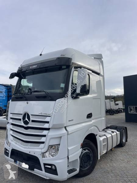 جرار Mercedes