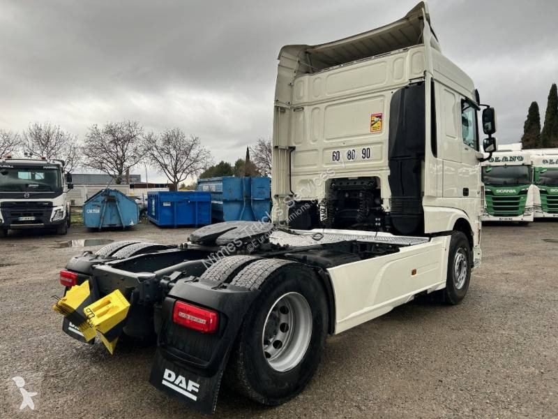 Cap tractor DAF