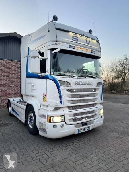 جرار Scania