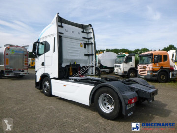 Traktor Iveco