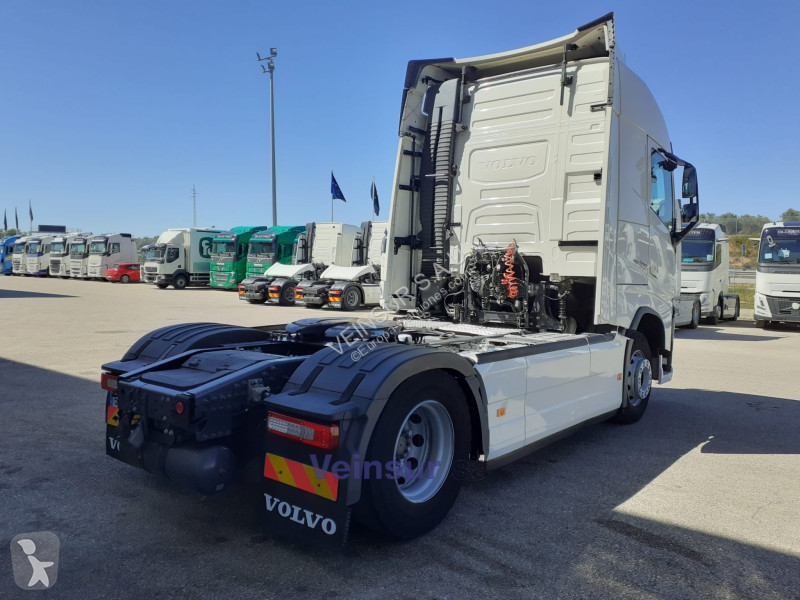 جرار Volvo 4 I-SAVE