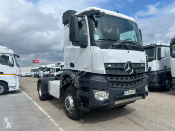 Traktor Mercedes