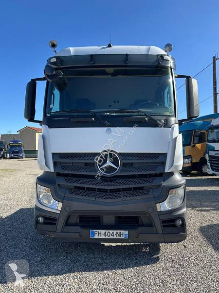 جرار Mercedes