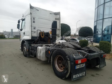 جرار Renault
