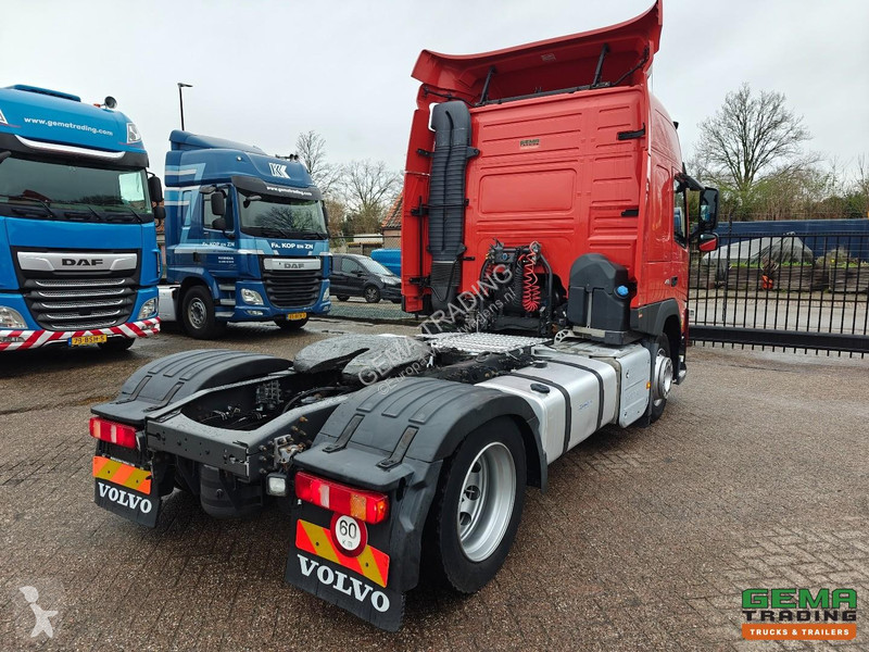 جرار Volvo 4x2 Globetrotter Euro6B - Stainless...
