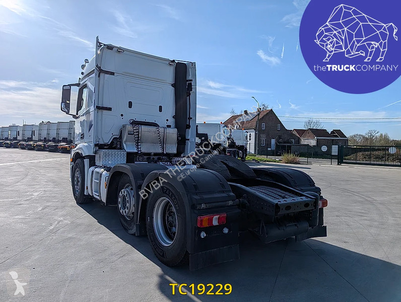 جرار Mercedes 2646