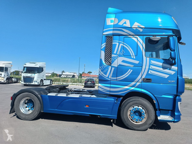 جرار DAF XF 530 FT