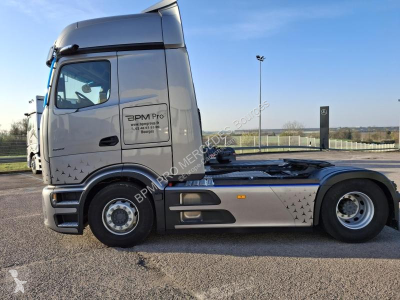جرار Mercedes II 1853 LS PROCABIN