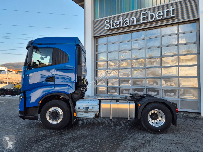 جرار Iveco AS440X50T/P ON+ X-Way, Intarder,...
