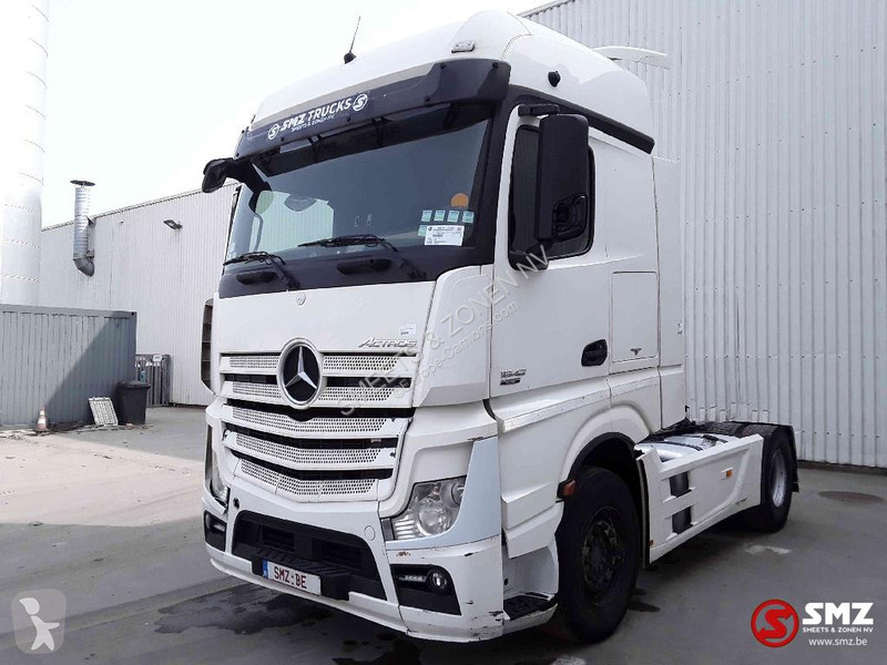 Trekker Mercedes 1842 bigspace full spoilers 2...