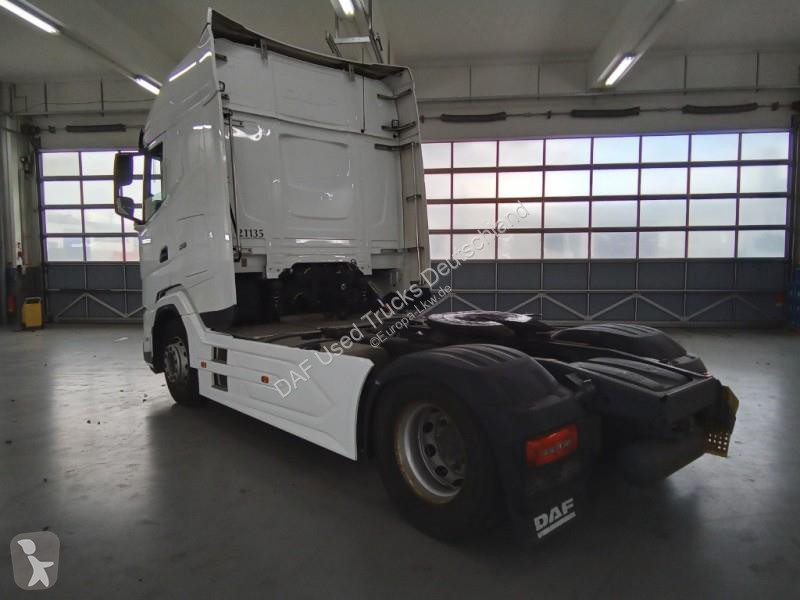 جرار DAF XG  FT 4X2