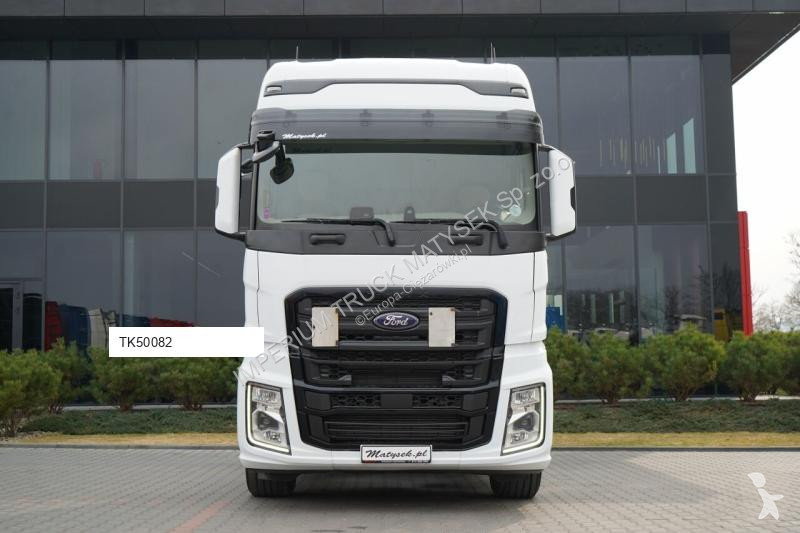 جرار Ford 500