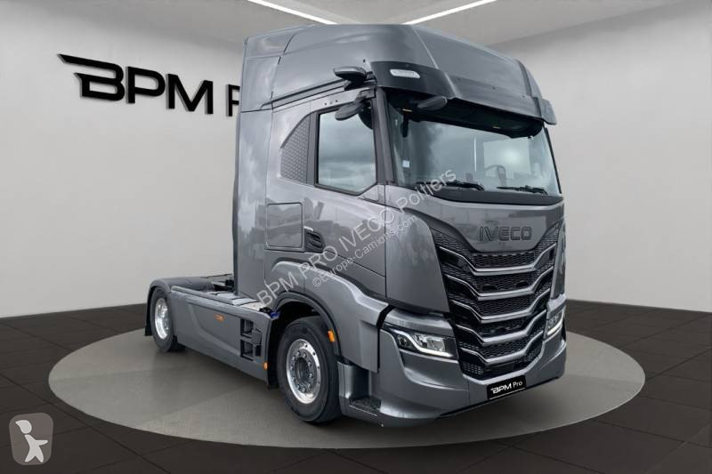 جرار Iveco