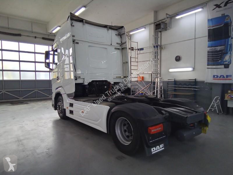 جرار DAF XG  FT 4X2