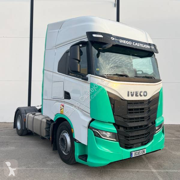 Traktor Iveco