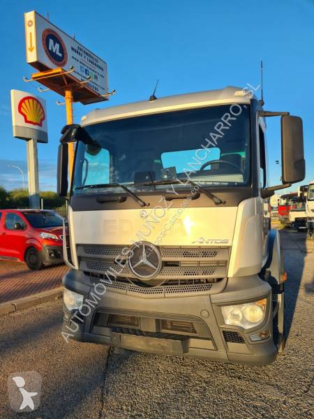 جرار Mercedes