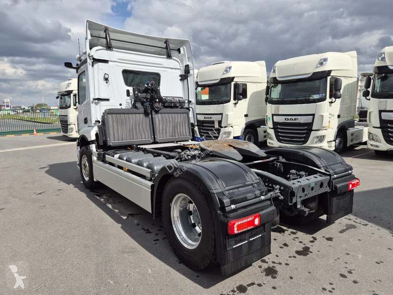 جرار Mercedes e ACTROS 300 LS FULL ELECTRIC