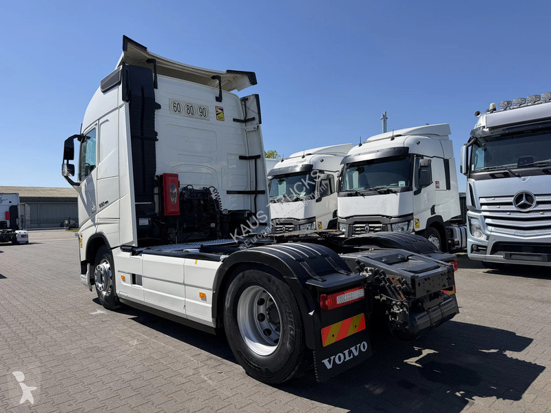 جرار Volvo 500 Globetrotter Euro 6