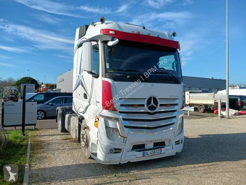 جرار Mercedes
