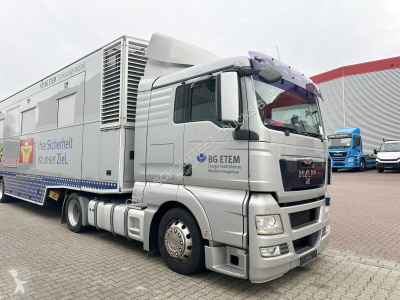 جرار MAN TGX 18.400 4x2 LLS-U TGX 18.400 4x2...