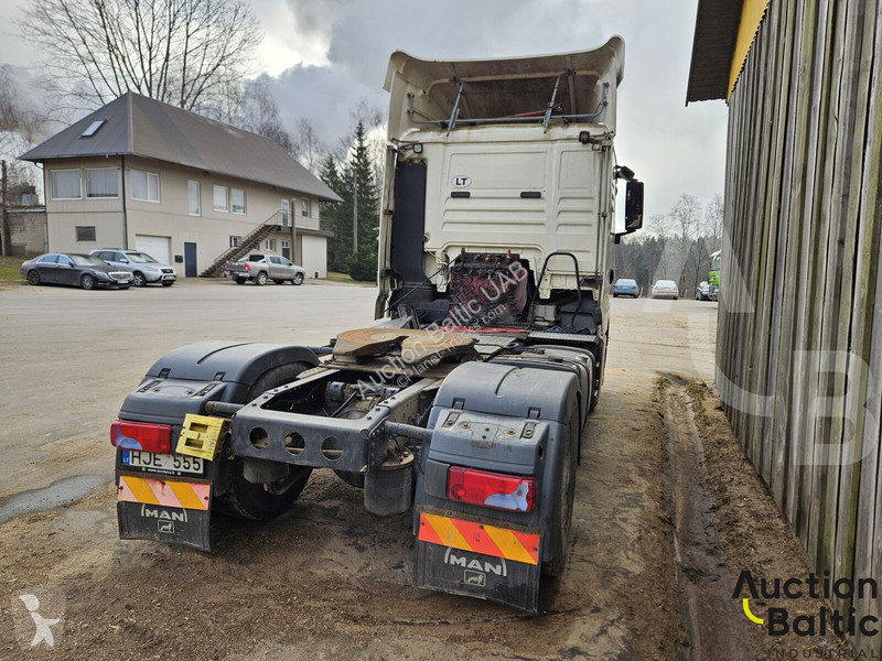 Traktor MAN 18.440
