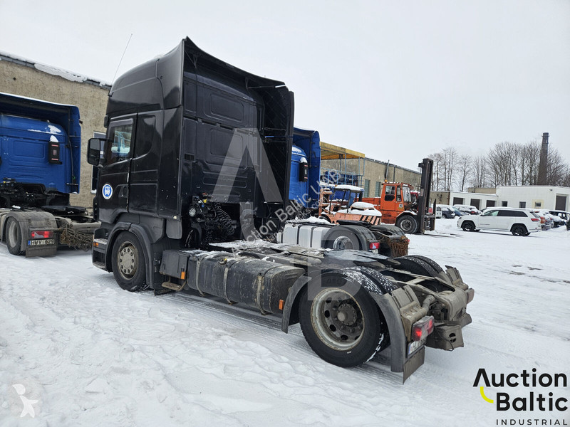 جرار Scania R4404X2MEB