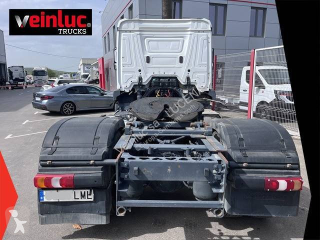 Traktor Mercedes