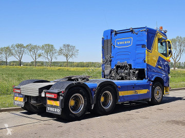 جرار Volvo F6 FH 460