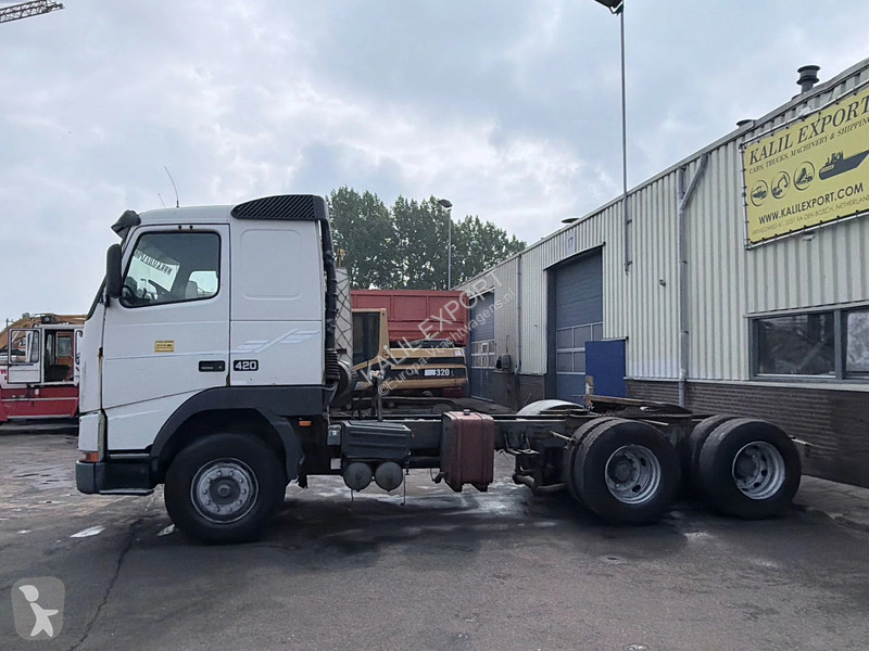 جرار Volvo 12420 Heavy Duty Tractor 6x4 Manual...