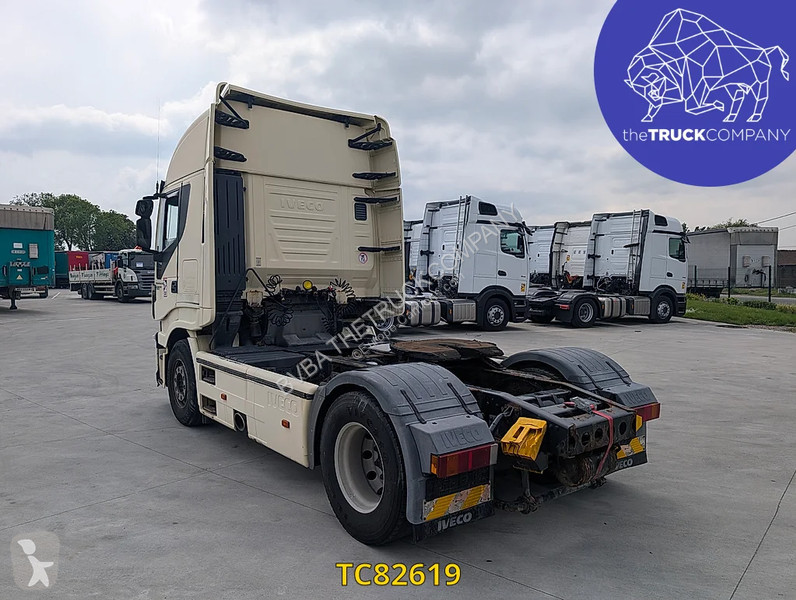 جرار Iveco 440 S42