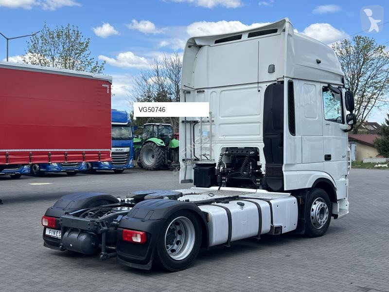 Nyergesvontató DAF XF 106 480