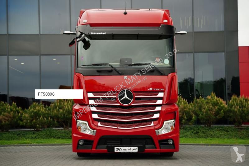 Влекач Mercedes ACTROS 1845