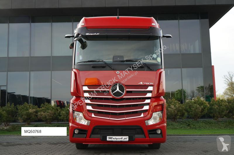 جرار Mercedes 1845
