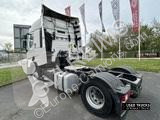 Cap tractor Renault