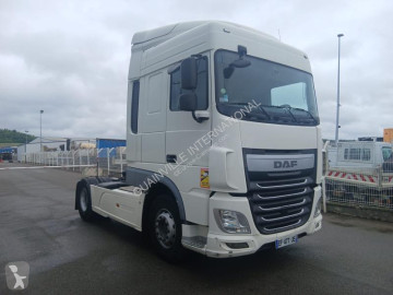Cabeza tractora DAF