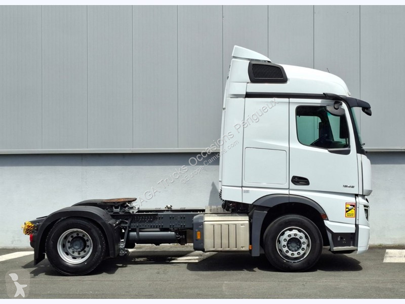 Tracteur Mercedes F 1845 LS 4x2 StreamSpace 2.50m
