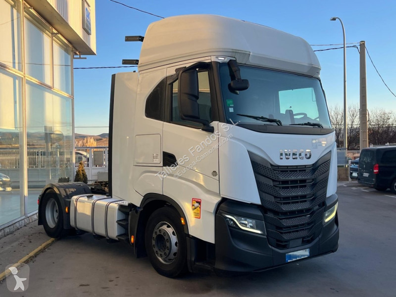 جرار Iveco  480 AUTOMATICO CON INTARDER